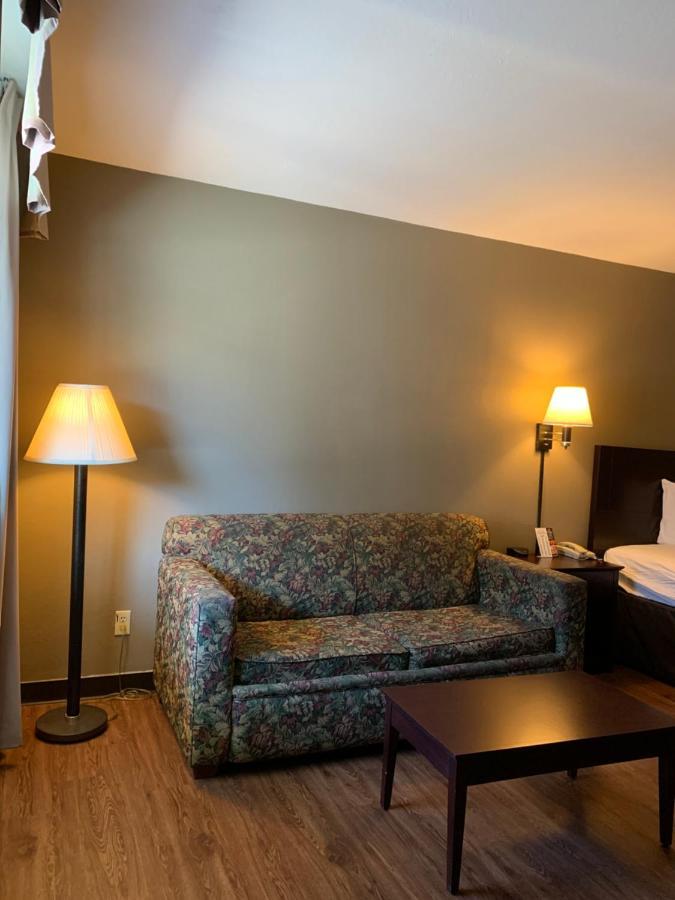 Economy Inn & Suites Ганнибал Экстерьер фото