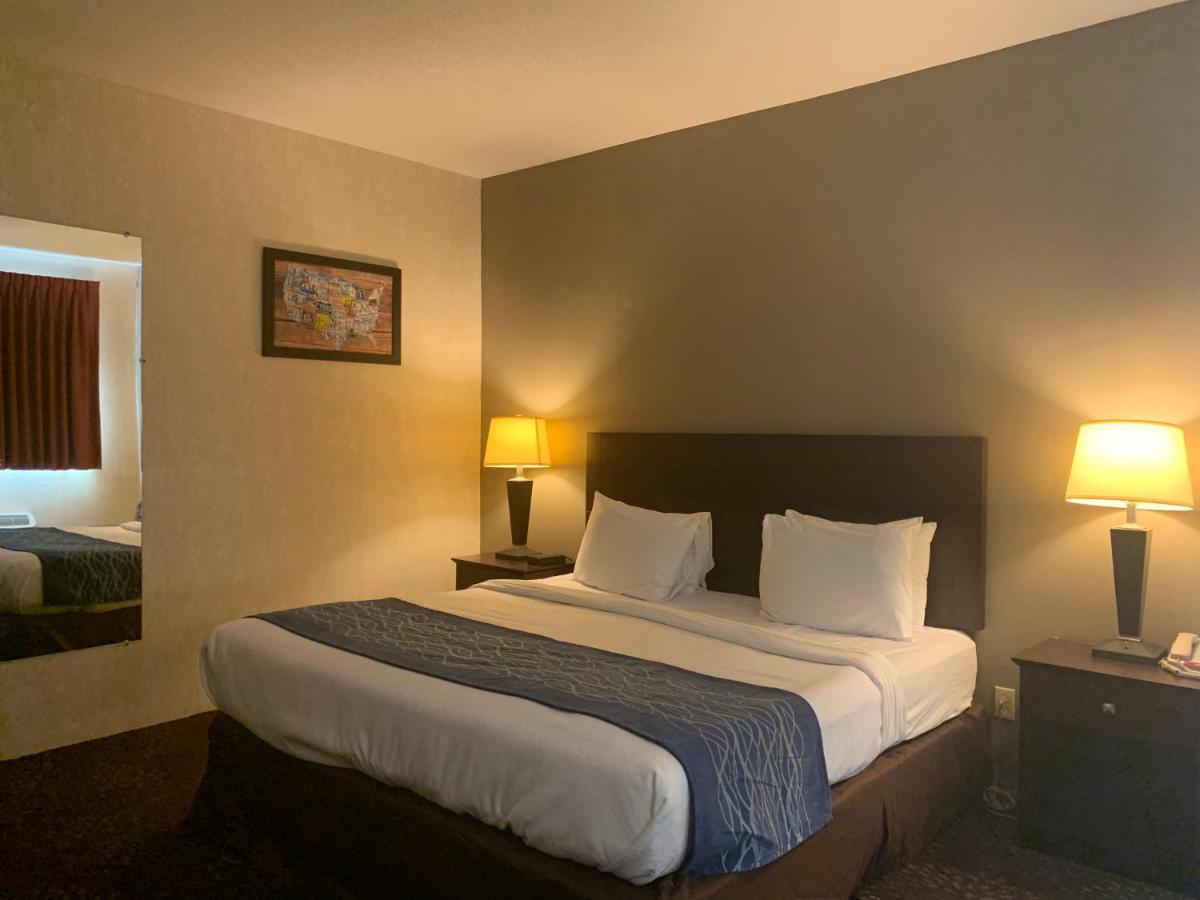 Economy Inn & Suites Ганнибал Экстерьер фото
