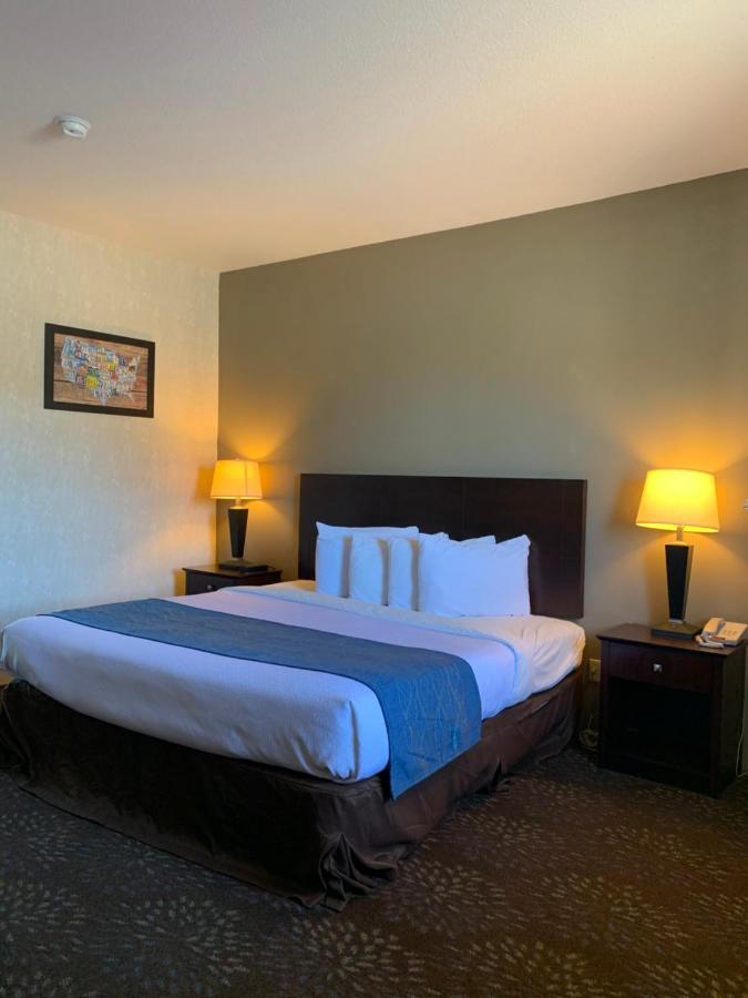 Economy Inn & Suites Ганнибал Экстерьер фото