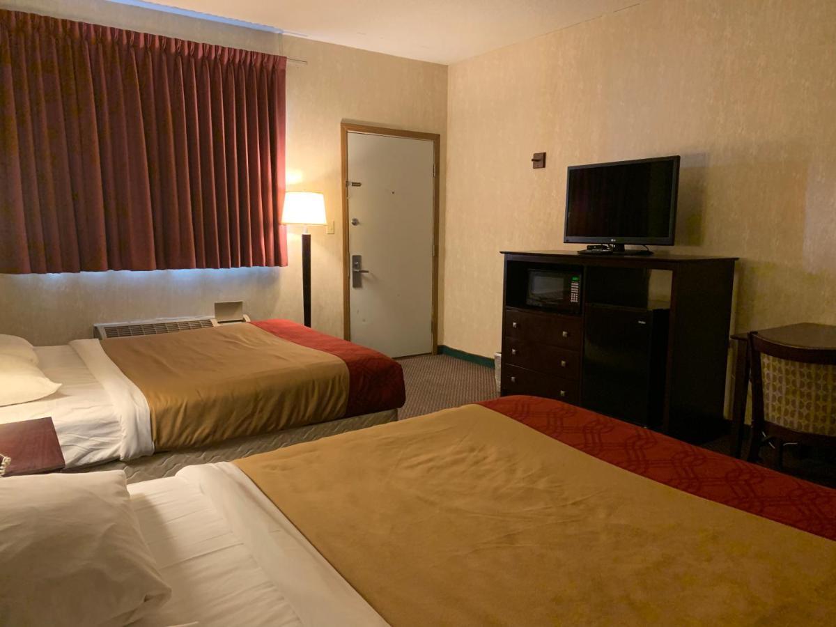 Economy Inn & Suites Ганнибал Экстерьер фото